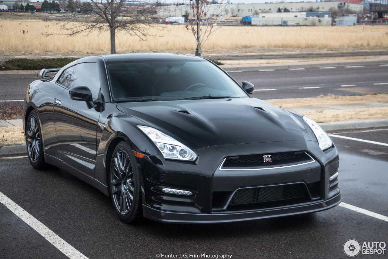 Nissan GT-R 2015