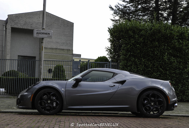 Alfa Romeo 4C Coupé