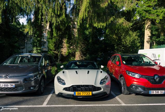 Aston Martin DB11