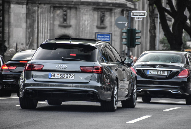 Audi RS6 Avant C7 2015