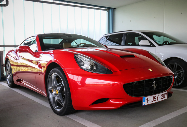 Ferrari California