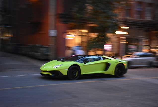 Lamborghini Aventador LP750-4 SuperVeloce Roadster