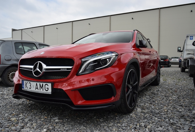 Mercedes-AMG GLA 45 X156