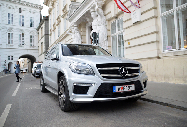 Mercedes-Benz GL 63 AMG X166