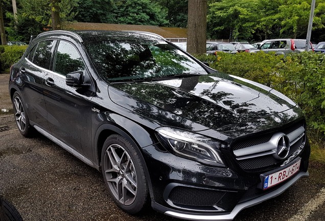 Mercedes-Benz GLA 45 AMG X156