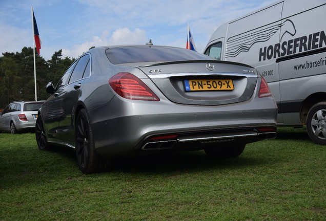 Mercedes-Benz S 65 AMG V222