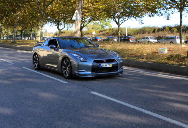 Nissan GT-R