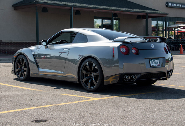 Nissan GT-R