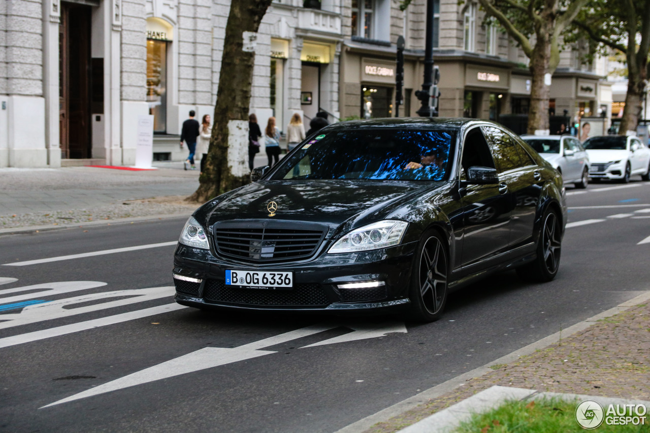 Mercedes-Benz S 63 AMG W221 2011