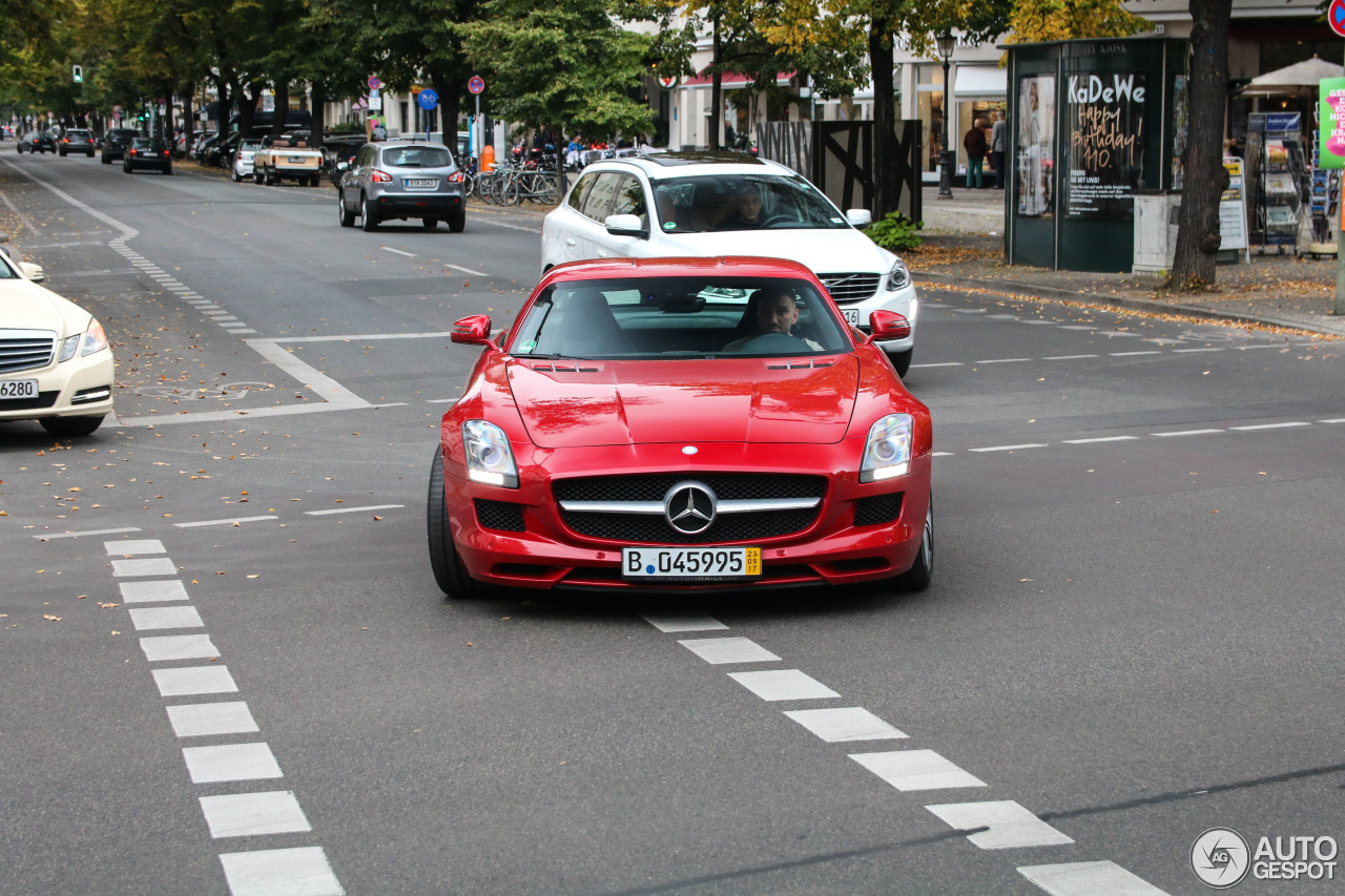 Mercedes-Benz SLS AMG