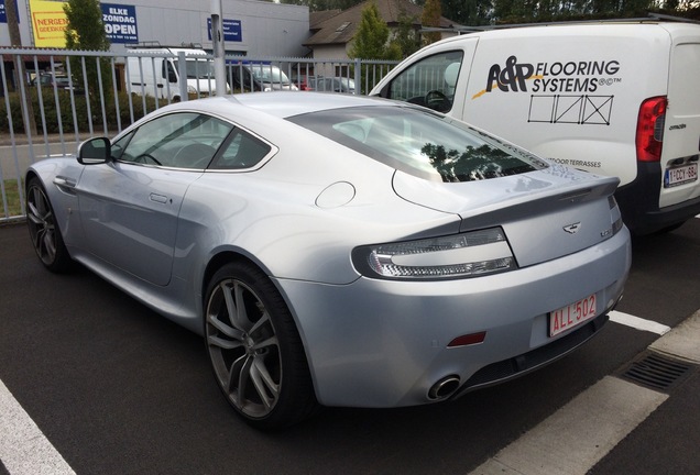 Aston Martin V8 Vantage