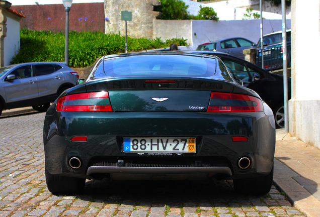 Aston Martin V8 Vantage