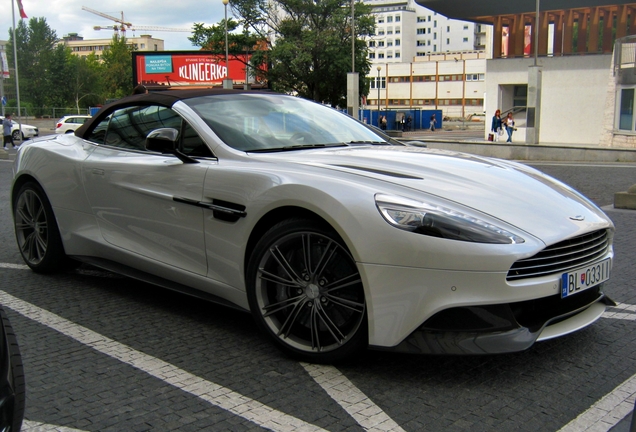 Aston Martin Vanquish Volante