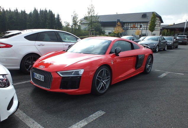 Audi R8 V10 Plus 2015