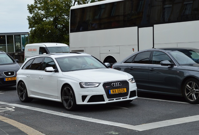 Audi RS4 Avant B8