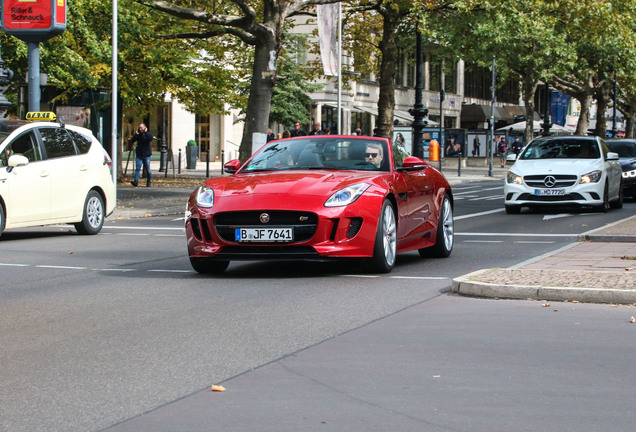 Jaguar F-TYPE S AWD Convertible