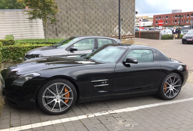 Mercedes-Benz SLS AMG