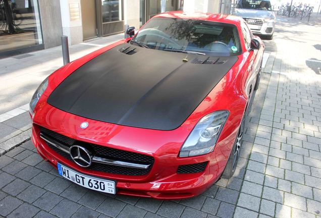 Mercedes-Benz SLS AMG GT