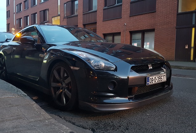 Nissan GT-R