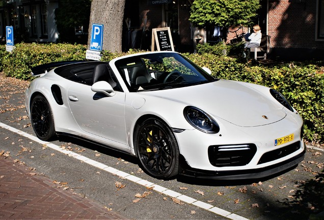 Porsche 991 Turbo S Cabriolet MkII