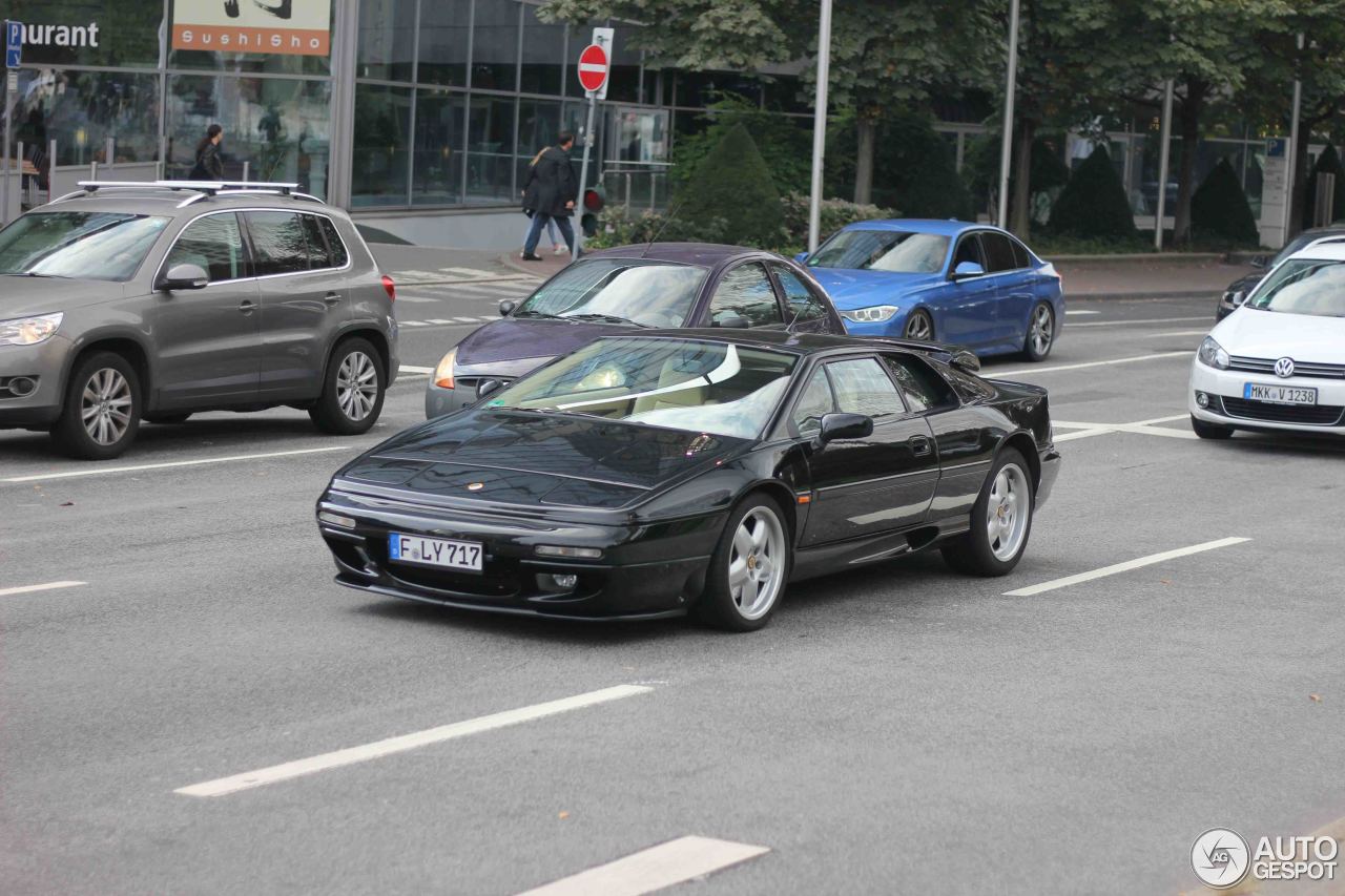 Lotus Esprit S4