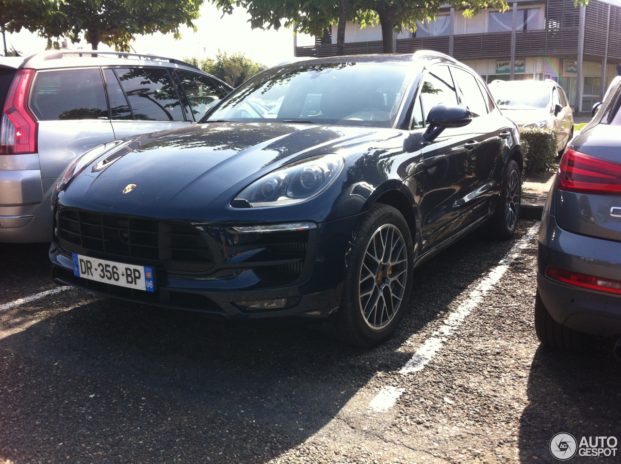 Porsche 95B Macan Turbo