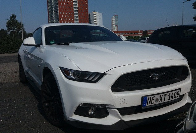 Ford Mustang GT 2015