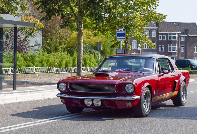 Ford Mustang Shelby G.T. 350