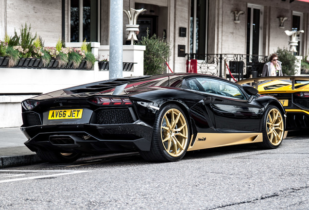 Lamborghini Aventador LP700-4 Miura Edition