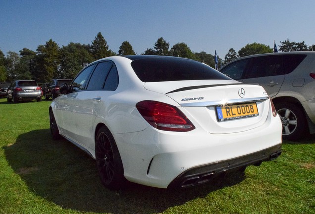 Mercedes-AMG C 63 S W205