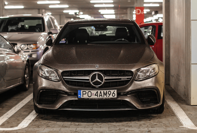 Mercedes-AMG E 63 S W213