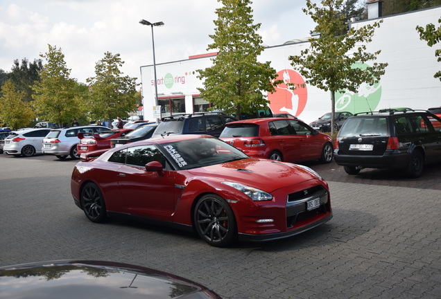 Nissan GT-R 2011