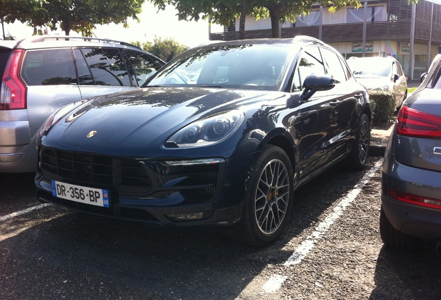 Porsche 95B Macan Turbo