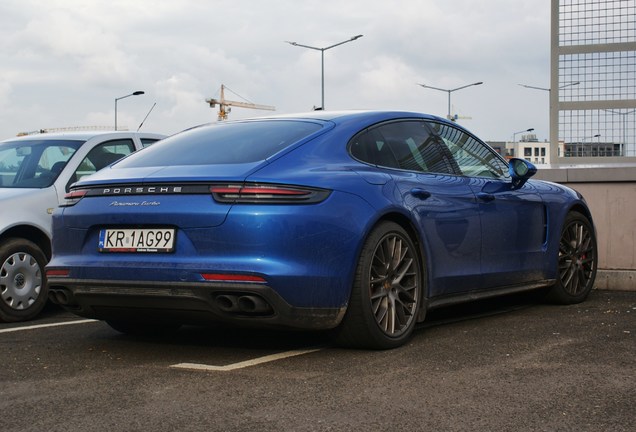 Porsche 971 Panamera Turbo