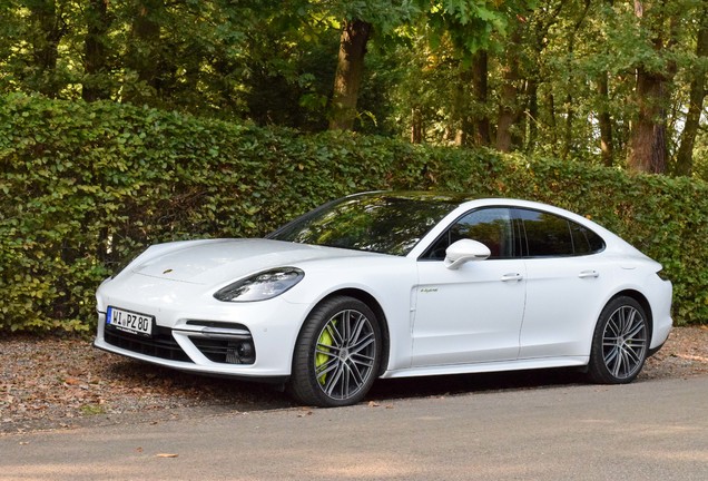 Porsche 971 Panamera Turbo S E-Hybrid