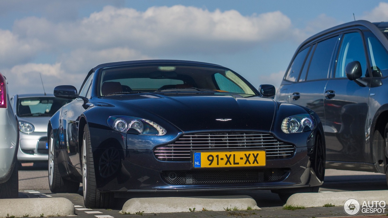 Aston Martin V8 Vantage Roadster