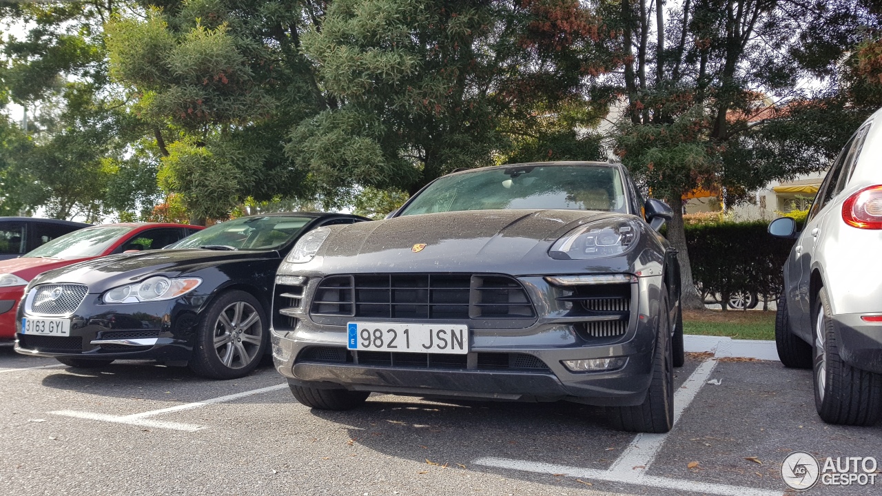 Porsche 95B Macan GTS