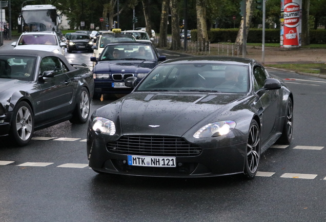 Aston Martin V8 Vantage S