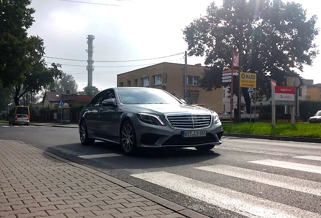 Mercedes-Benz S 63 AMG V222