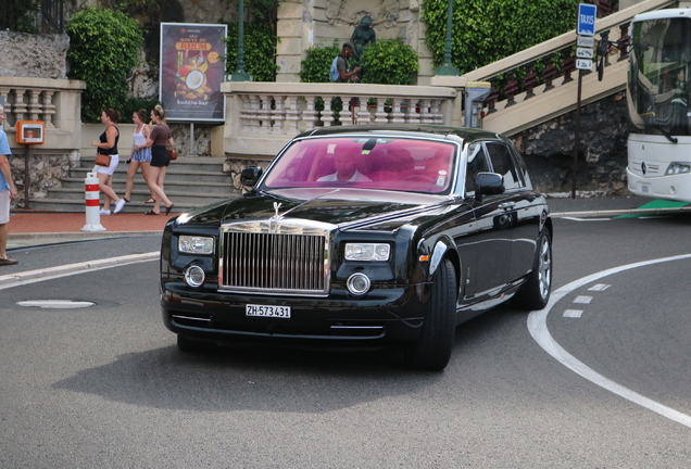 Rolls-Royce Phantom EWB