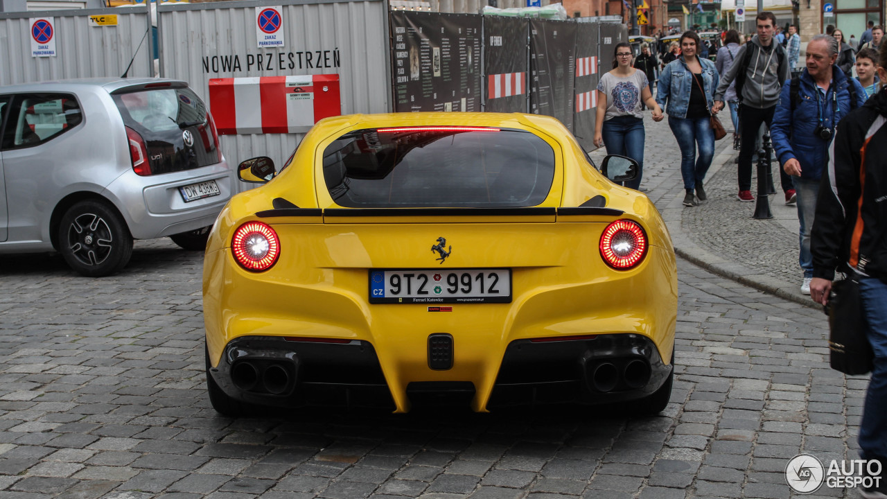 Ferrari F12berlinetta Novitec Rosso