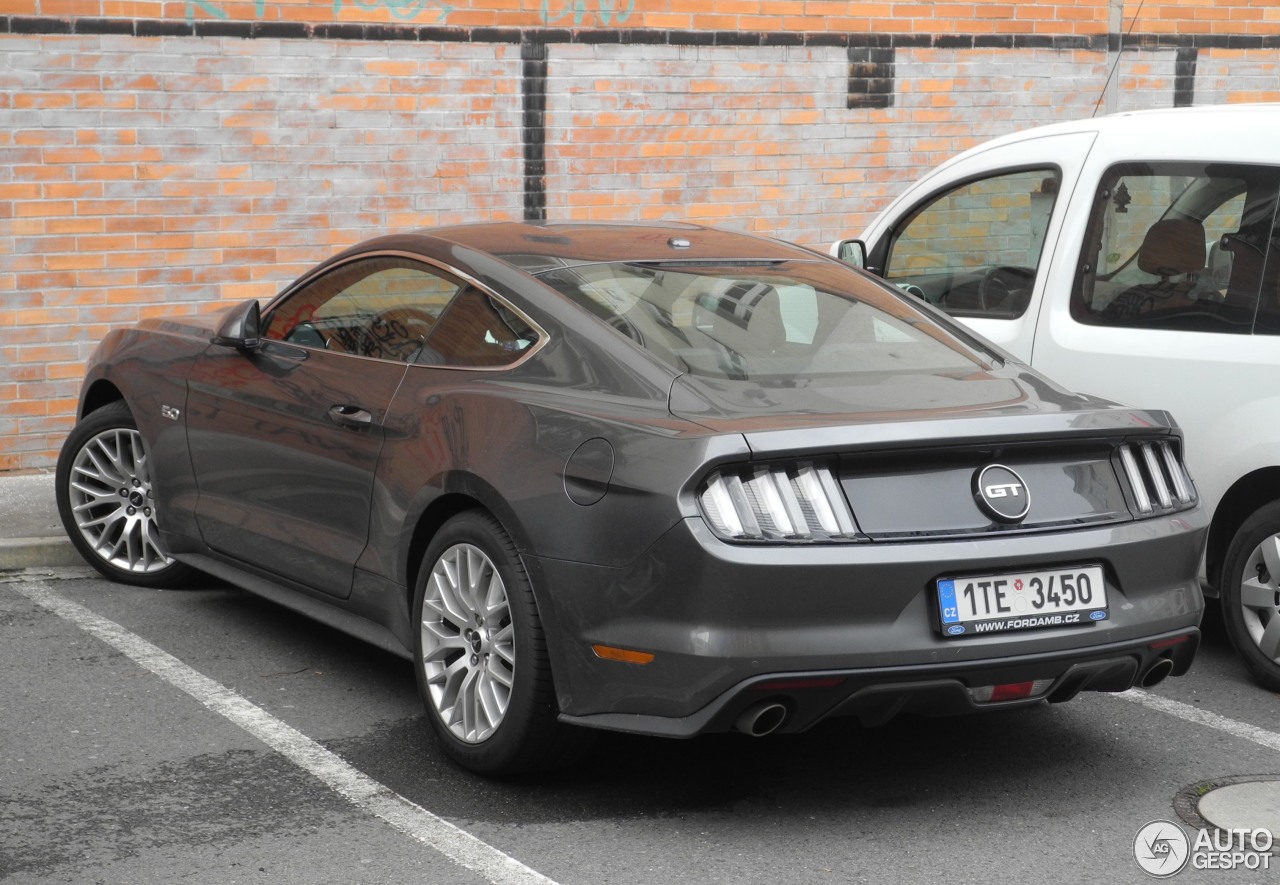 Ford Mustang GT 2015