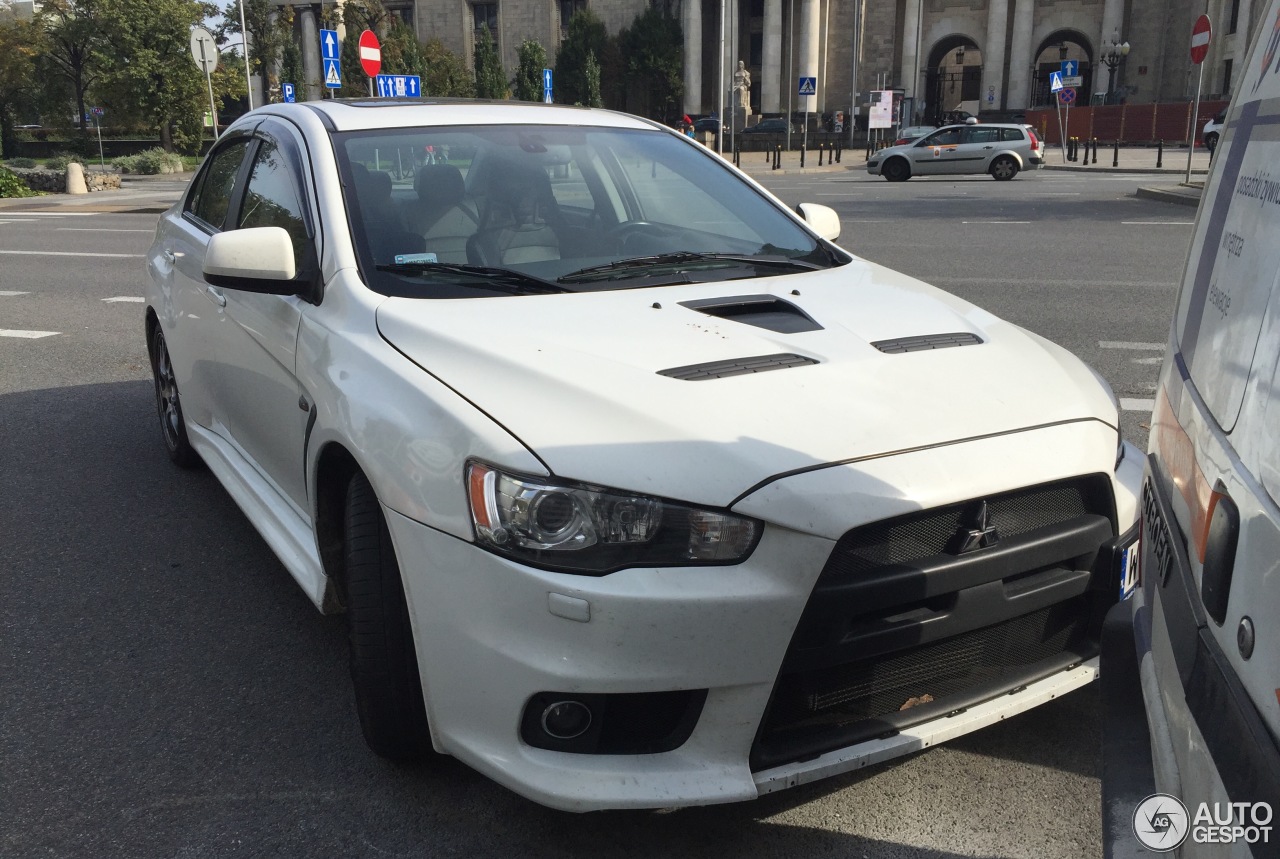 Mitsubishi Lancer Evolution X MR Touring