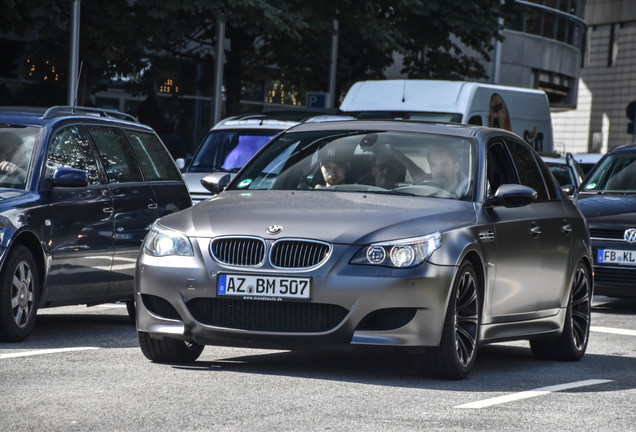 BMW M5 E60 2005