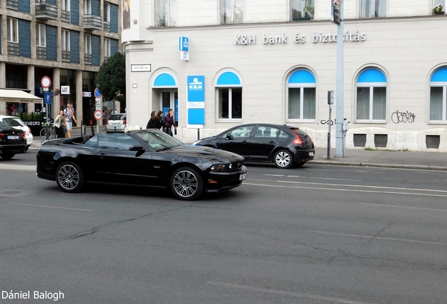 Ford Mustang GT Convertible 2011