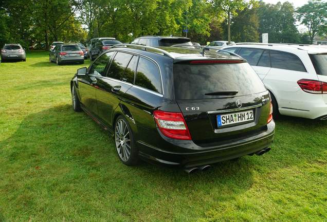 Mercedes-Benz C 63 AMG Estate