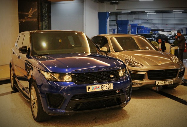 Land Rover Range Rover Sport SVR