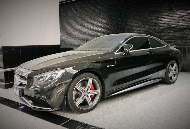 Mercedes-AMG S 63 Coupé C217