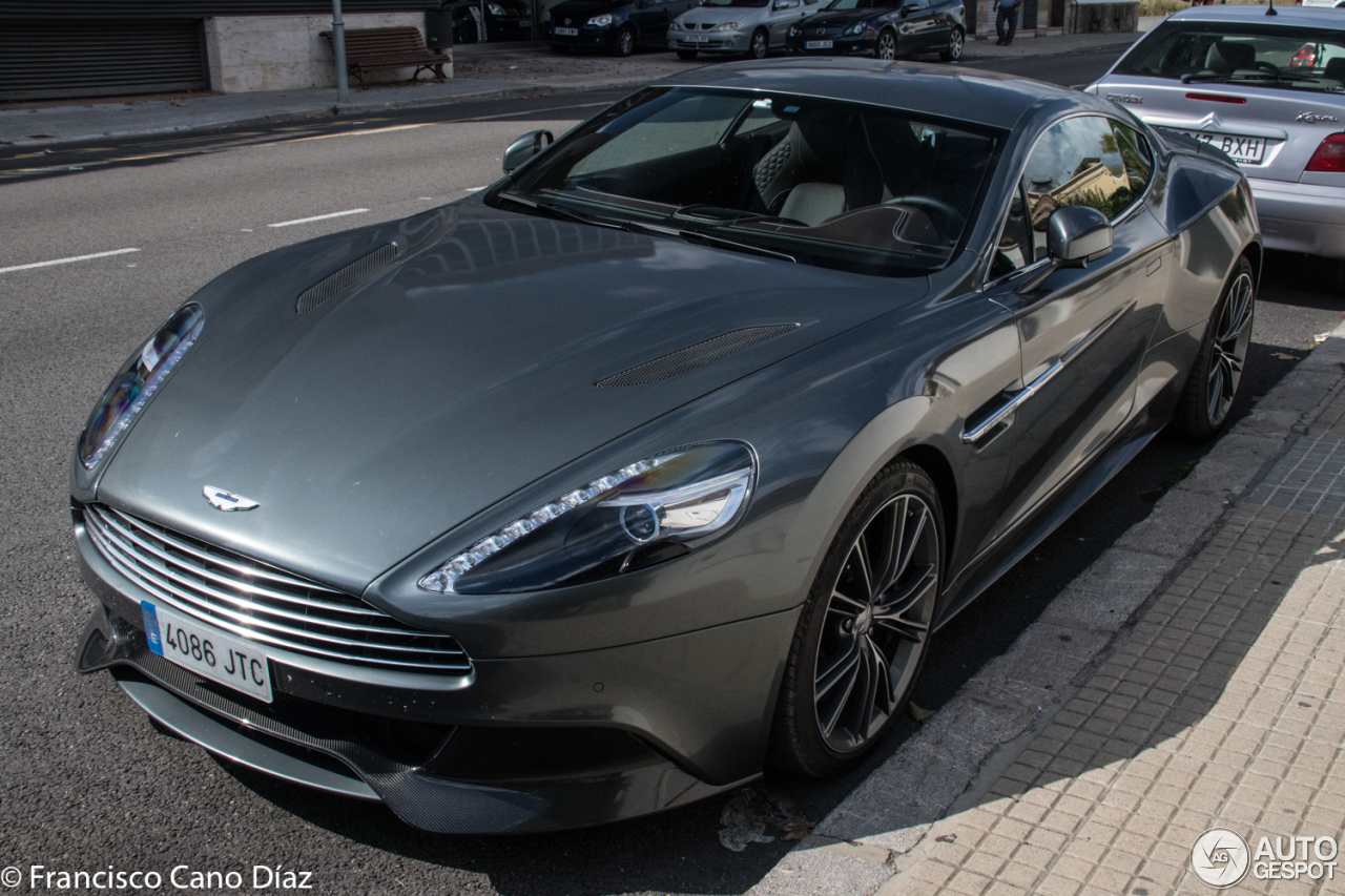 Aston Martin Vanquish 2013