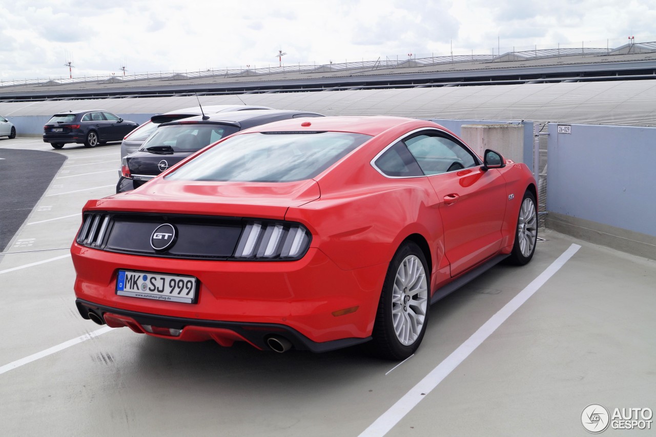 Ford Mustang GT 2015